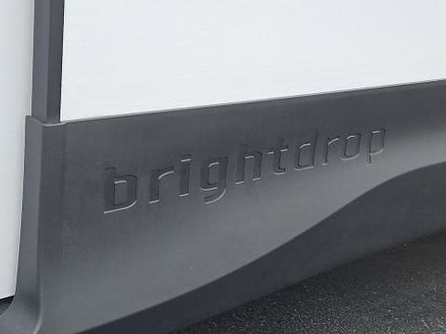 New 2025 Chevrolet Brightdrop 400 w/ Power Door Package AWD/4WD image 28