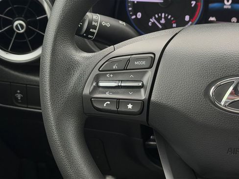 Certified 2023 Hyundai Kona SEL AWD/4WD image 17