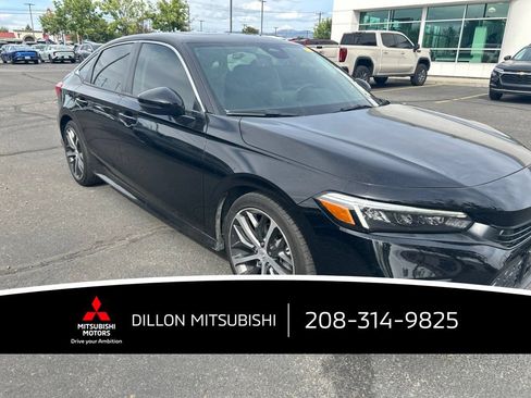 Used 2022 Honda Civic Touring image 12