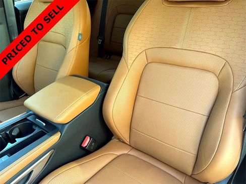 Used 2026 Jaguar F-PACE R-Dynamic S image 15