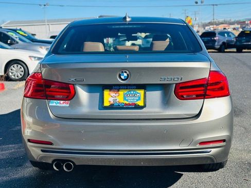 Used 2017 BMW 330i xDrive Sedan image 5