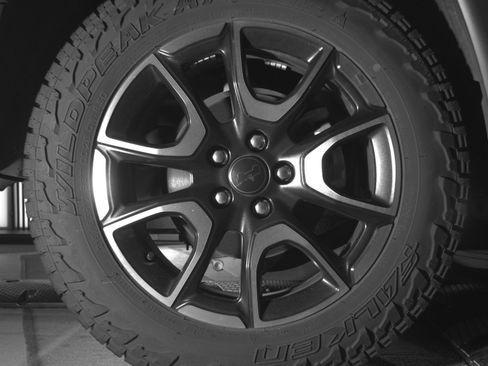 Used 2025 Jeep Compass Trailhawk AWD/4WD image 15