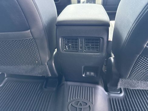 Used 2020 Toyota 4Runner SR5 Premium w/ Moonroof Package AWD/4WD image 21