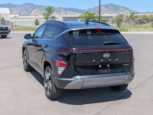 Used 2024 Hyundai Kona Limited AWD/4WD image 5