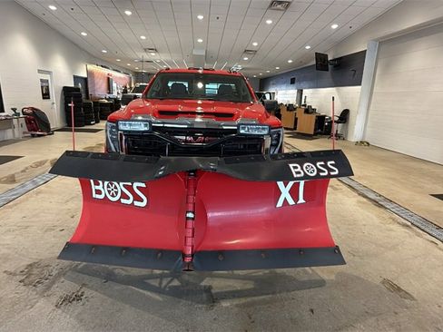 Used 2024 GMC Sierra 2500 Pro w/ Convenience Package image 2