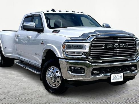 Used 2021 RAM 3500 Laramie w/ Safety Group B image 12