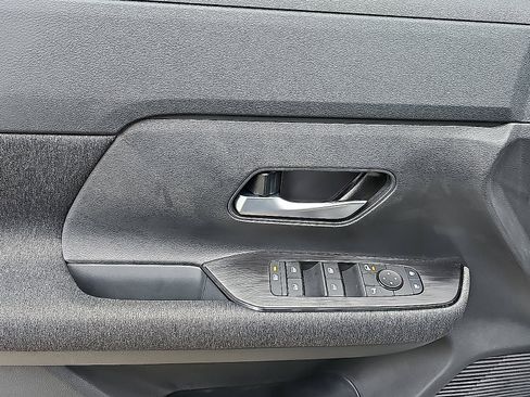 New 2026 Nissan Kicks SV w/ SV Premium Package image 11