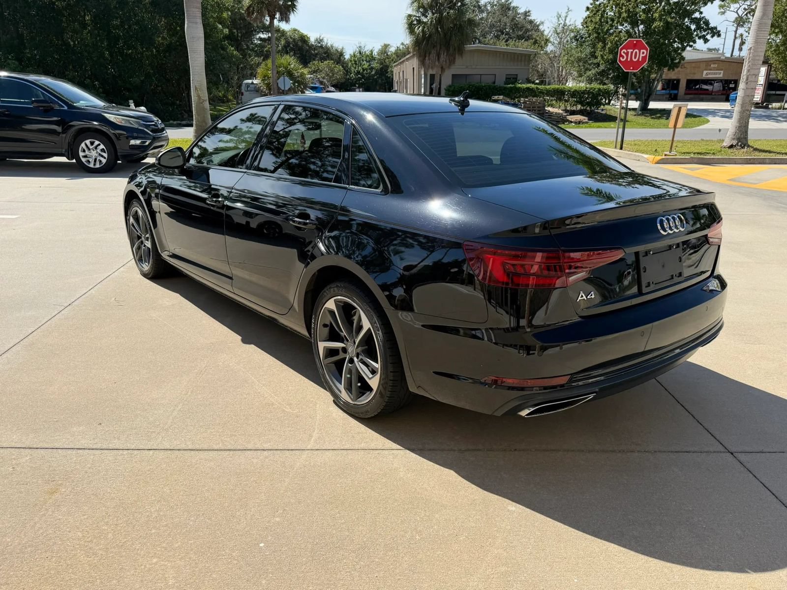 Used 2019 Audi A4 2.0T Premium FWD image 6