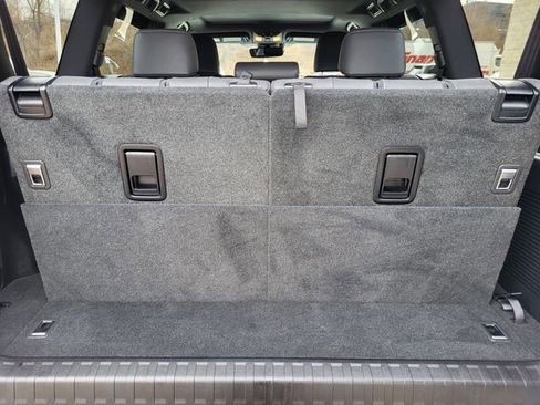 Used 2023 Lexus GX 460 Premium w/ Premium Package image 29