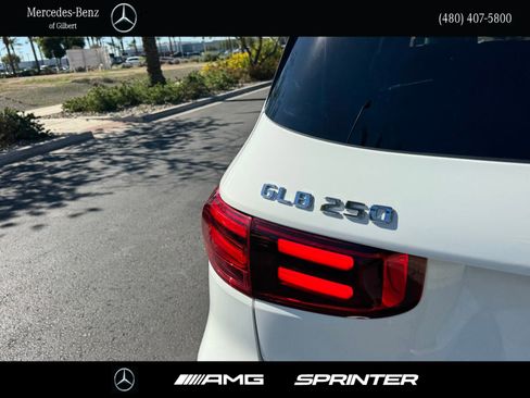 Certified 2025 Mercedes-Benz GLB 250 image 5