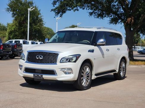 Used 2016 INFINITI QX80 4WD w/ Deluxe Technology Package image 3