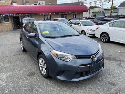 Used 2016 Toyota Corolla LE image 4