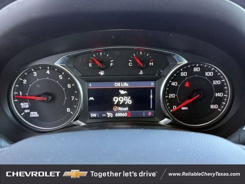 Used 2024 GMC Terrain SLE w/ Driver Convenience Package FWD image 16