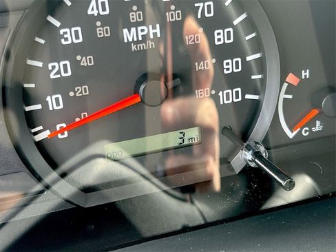 New 2025 Chevrolet Low Cab Forward 5500XG image 12