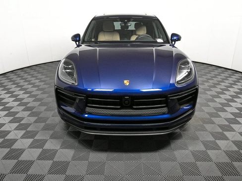 Certified 2026 Porsche Macan AWD/4WD image 36