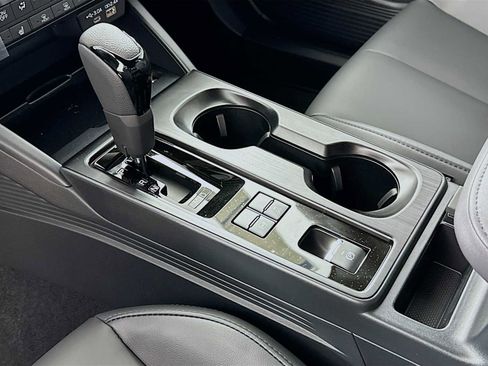 Used 2026 Subaru Outback Premium image 16