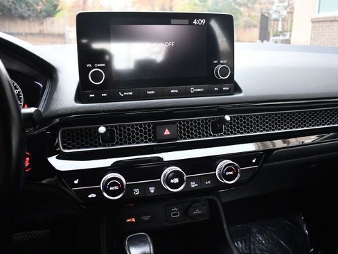 Used 2022 Honda Civic EX image 21