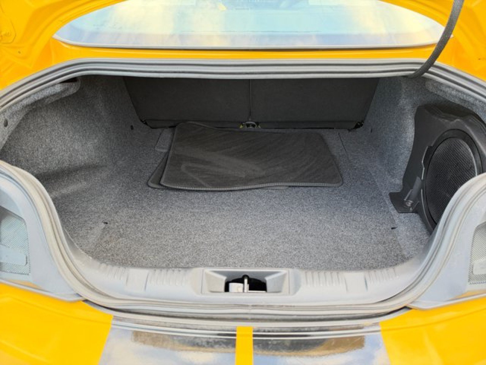 Used 2024 Ford Mustang GT Premium RWD image 19