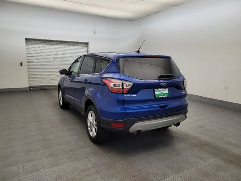 Used 2017 Ford Escape SE FWD image 5