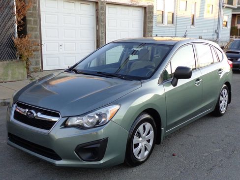 Used 2014 Subaru Impreza 2.0i image 1