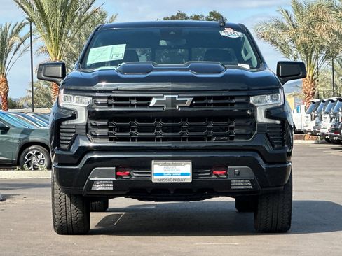 Used 2024 Chevrolet Silverado 1500 LT Trail Boss w/ Convenience Package II image 9