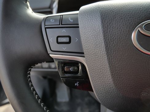 Certified 2025 Toyota Camry SE image 28