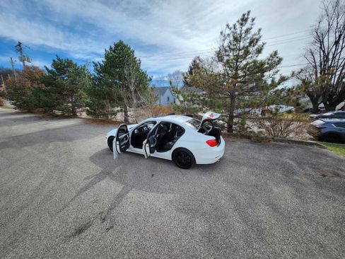 Used 2015 BMW 320i xDrive Sedan image 44