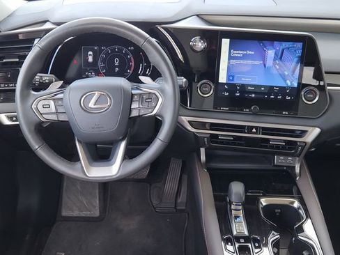 Used 2024 Lexus RX 350 FWD w/ Technology Package image 21