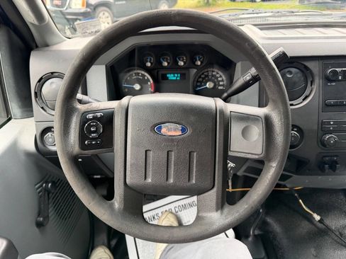 Used 2012 Ford F350 XL w/ Skid Plate Pkg AWD/4WD image 12