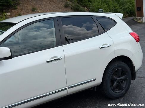 Used 2013 Nissan Rogue S w/ Special Edition Pkg AWD/4WD image 27