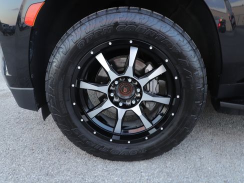 Used 2022 Chevrolet Tahoe Premier w/ Max Trailering Package image 11