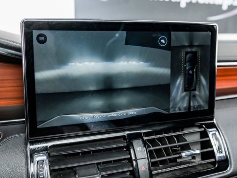 Used 2024 Lincoln Navigator Reserve image 19