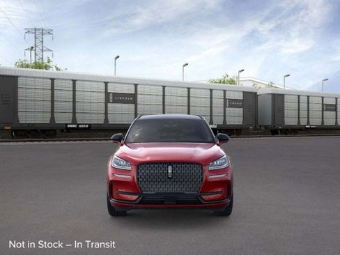 New 2026 Lincoln Corsair Premiere image 28