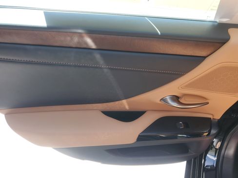 Certified 2024 Lexus ES 350 w/ Premium Package image 13