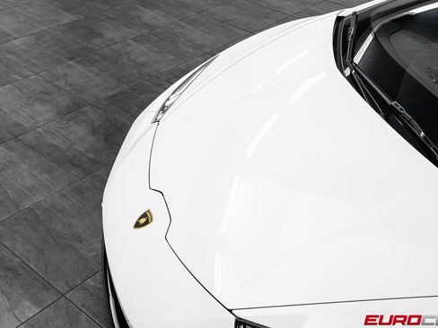 Used 2015 Lamborghini Huracan LP 610-4 AWD/4WD image 9