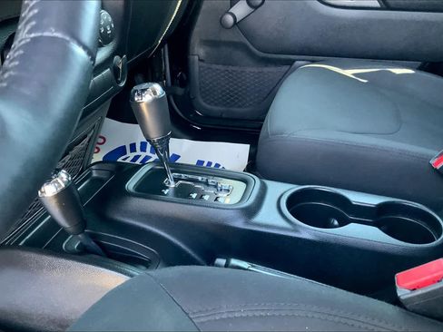 Used 2016 Jeep Wrangler Unlimited Sport w/ Connectivity Group image 14