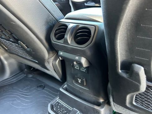 Certified 2020 Jeep Wrangler Unlimited Rubicon image 39