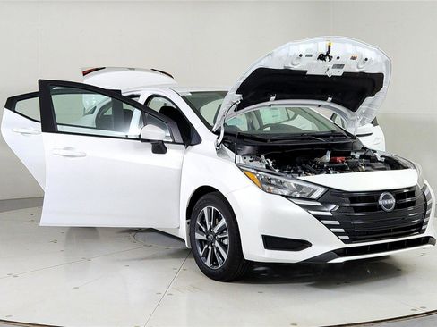 New 2025 Nissan Versa SV w/ Trunk Package image 9