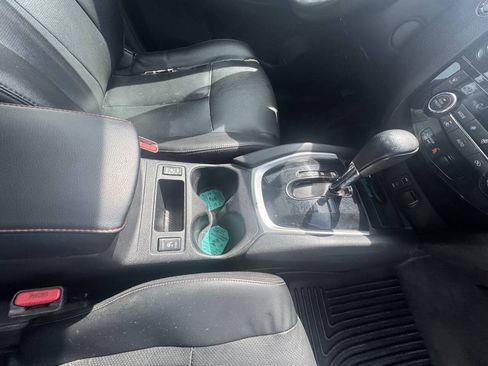 Used 2015 Nissan Rogue SL w/ SL Premium Package AWD/4WD image 32