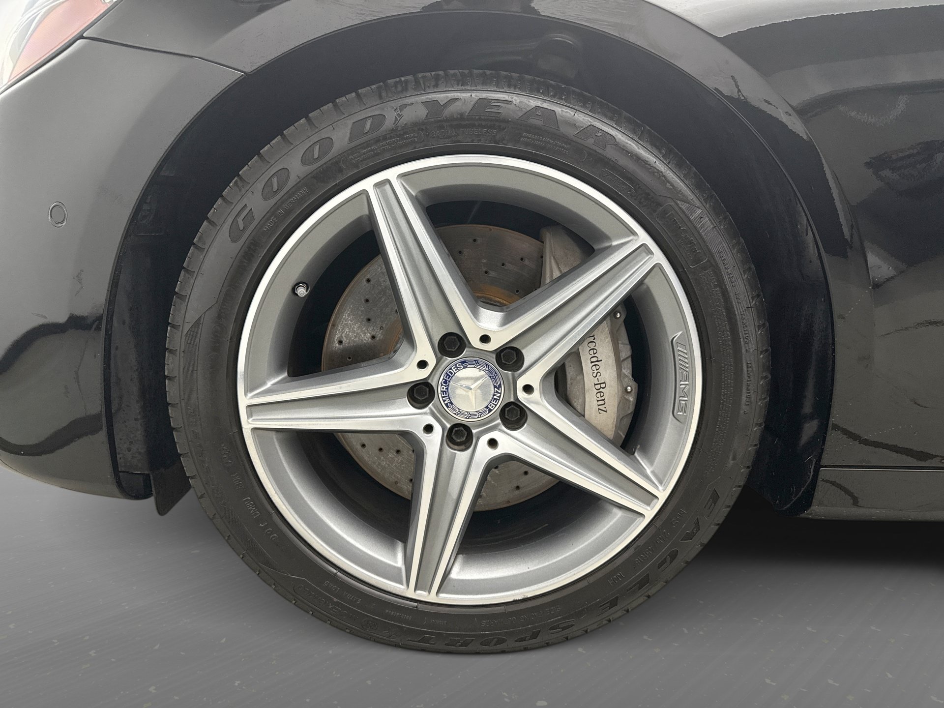 Used 2017 Mercedes-Benz E 300 4MATIC image 26