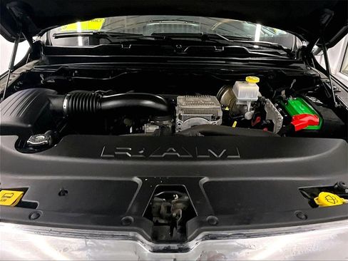 Used 2021 RAM 1500 Limited w/ Bed Utility Group image 29