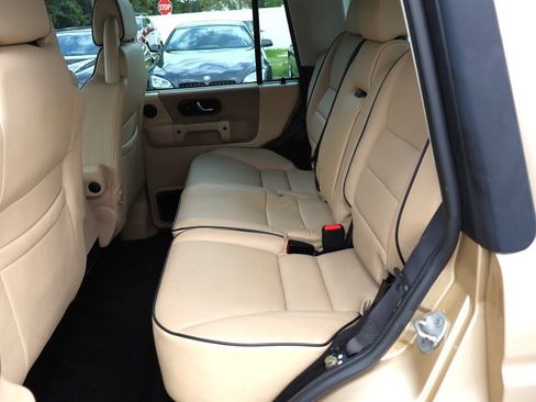 Used 2004 Land Rover Discovery SE AWD/4WD image 32