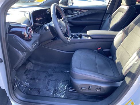 Used 2025 Chevrolet Blazer EV RS image 17