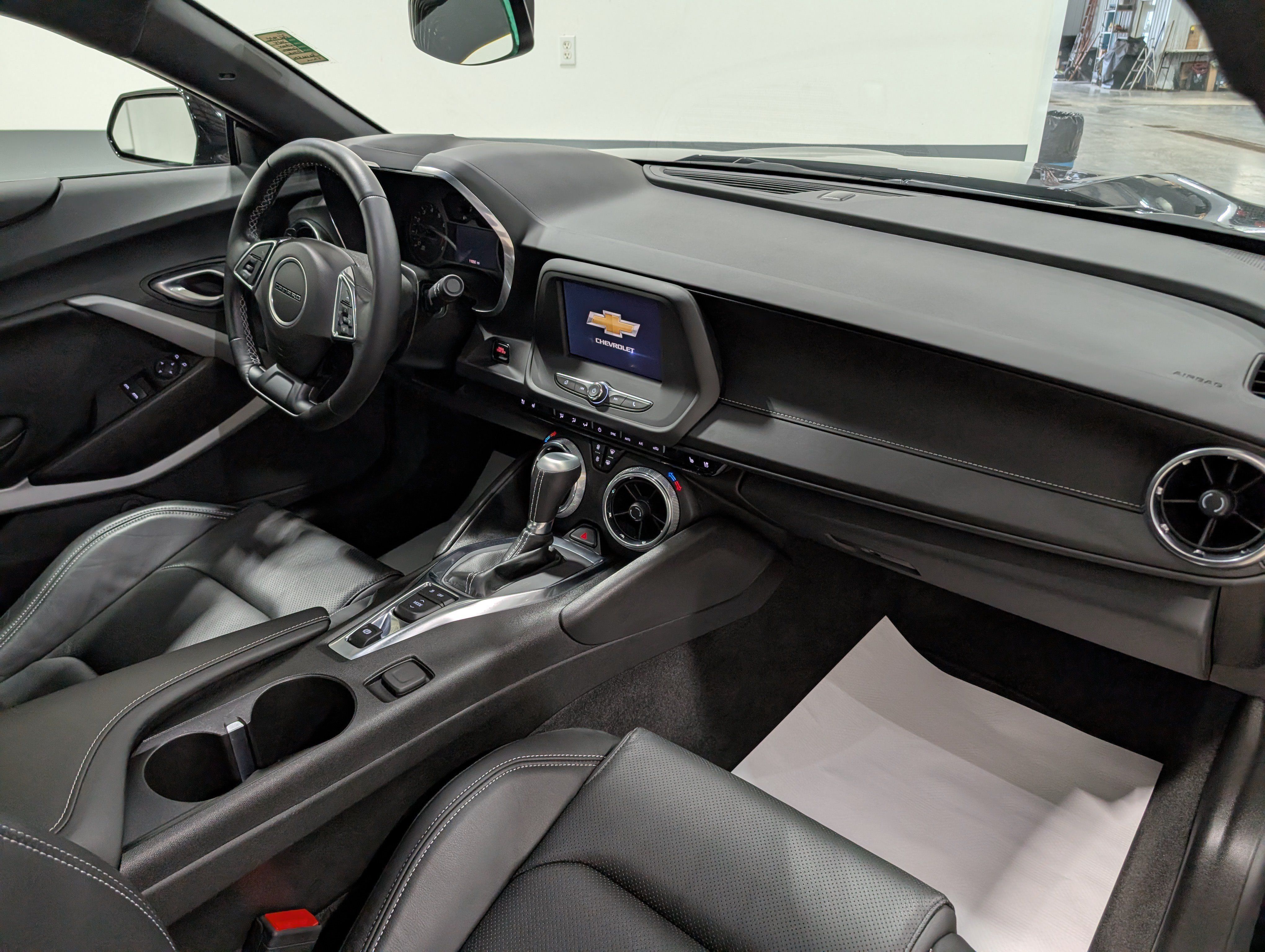 Used 2024 Chevrolet Camaro LT RWD image 16