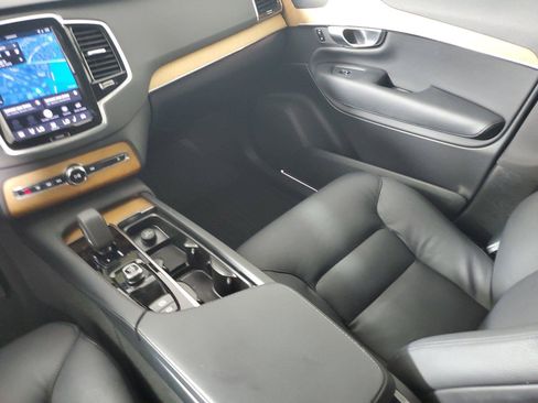 Used 2024 Volvo XC90 B6 Plus w/ Protection Package Premier AWD/4WD image 17