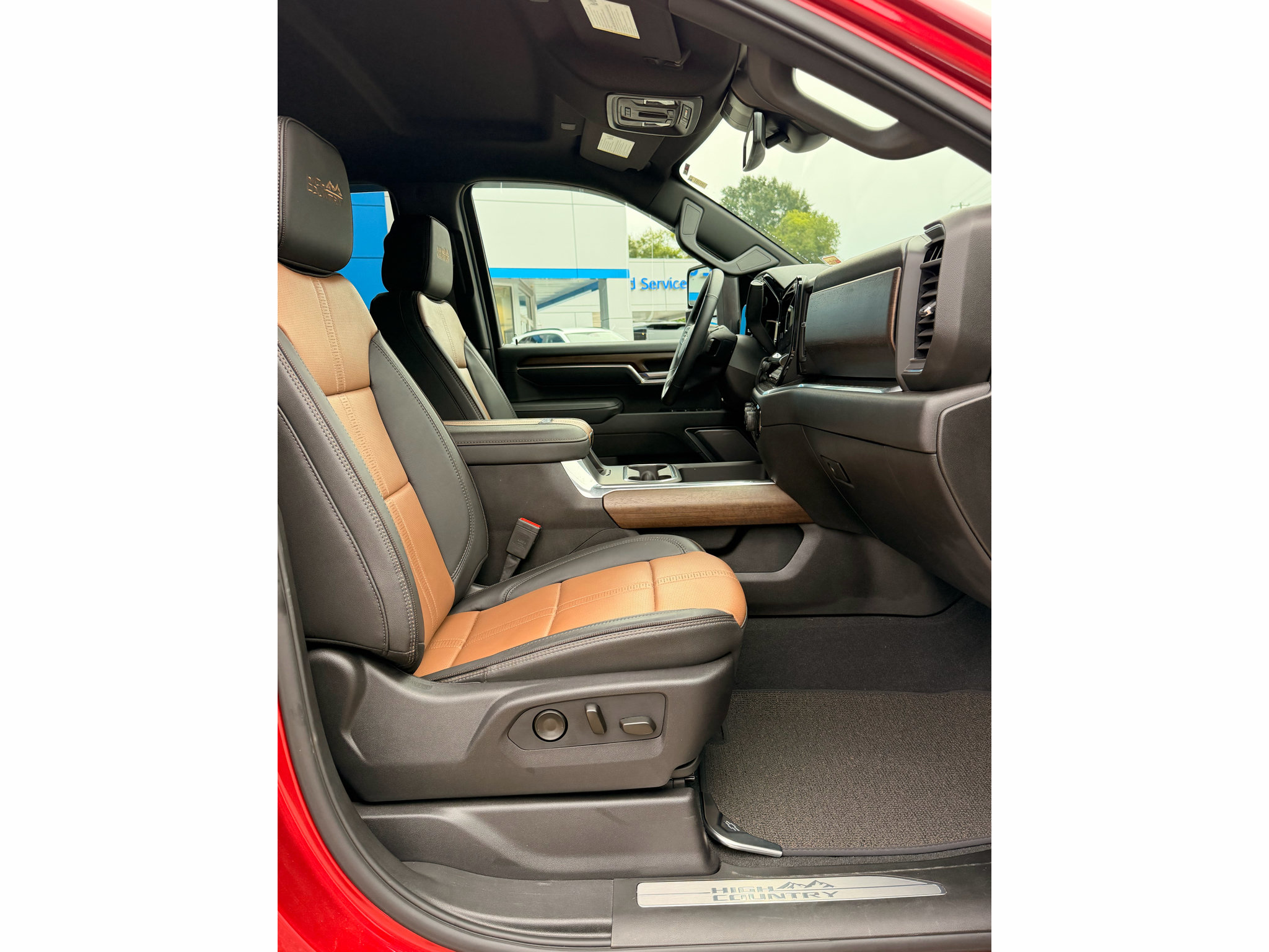 Used 2026 Chevrolet Silverado 2500 High Country w/ Z71 Off-Road Package AWD/4WD image 22