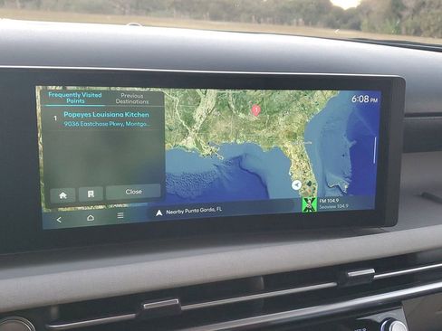 Used 2025 Hyundai Tucson SEL image 32