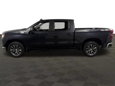 Used 2023 Chevrolet Silverado 1500 LT AWD/4WD image 4