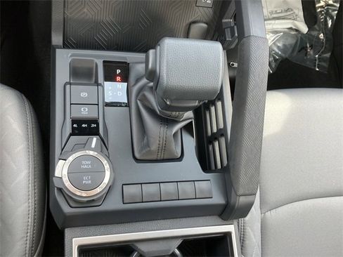 New 2026 Toyota Tacoma SR5 image 31