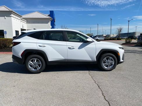 New 2026 Hyundai Tucson SE AWD/4WD image 8
